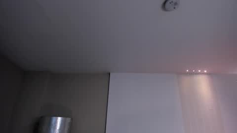 Maddi Collins online show from December 2025 11:59:01 AM