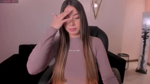 Maddi Collins online show from January 2026 11:59:02 AM