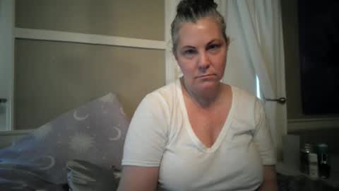 Madison online show from November 2025 07:34:02 PM