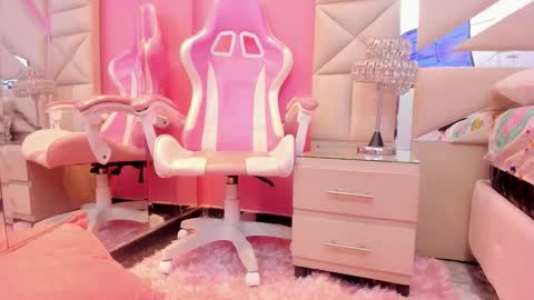 madisson_molly0 online show from February 2026 02:59:02 PM