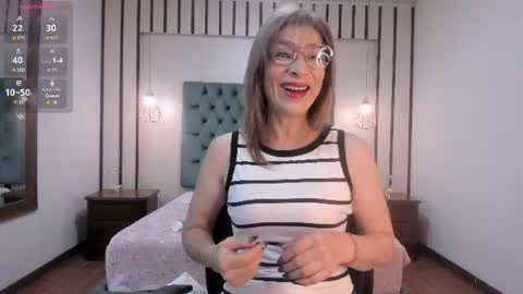 Snapshot of madissonlow chatting on July 2026 11:24:02 AM Miss Madisson online show from July 2026 11:24:02 AM