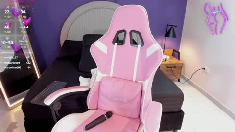 mady_collins online show from February 2025 02:26:02 PM