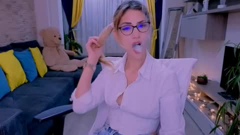 Madye Roberts online show from January 2026 11:19:01 PM