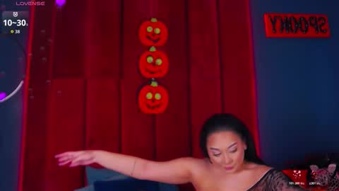 MadyLuxx online show from November 2025 08:22:02 PM