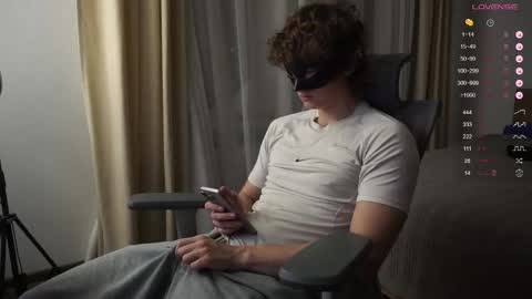 Mike XMaestro 3369 online show from October 2025 05:55:02 PM