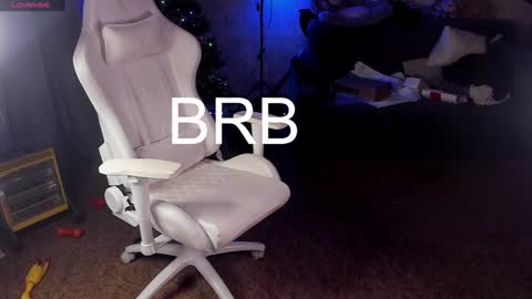 Maevee online show from January 2025 10:09:02 AM