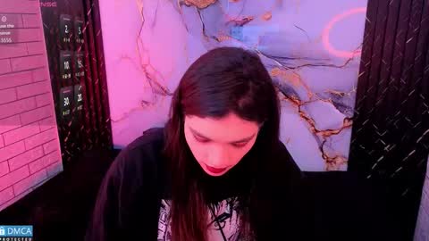 Snapshot of maevekuro chatting on February 2026 03:14:02 AM maevekuro online show from February 2026 03:14:02 AM