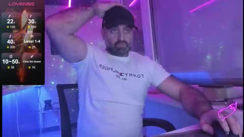 Magabear online show from November 2025 07:13:01 PM