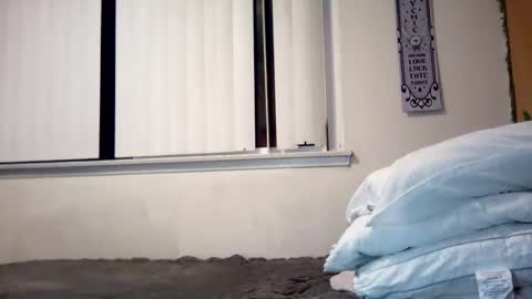 Snapshot of magdalena_805 chatting on January 2025 02:00:02 AM magdalena_805 online show from January 2025 02:00:02 AM