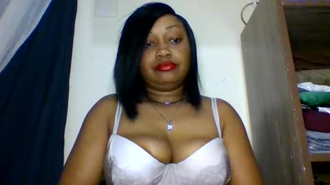 Snapshot of magdalinemus chatting on May 2026 02:35:01 PM magdalinemus online show from May 2026 02:35:01 PM