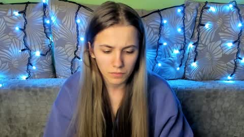 Maggie online show from December 2024 01:05:01 AM