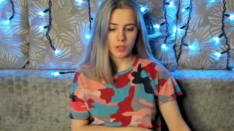 Maggie online show from March 2025 04:12:02 AM