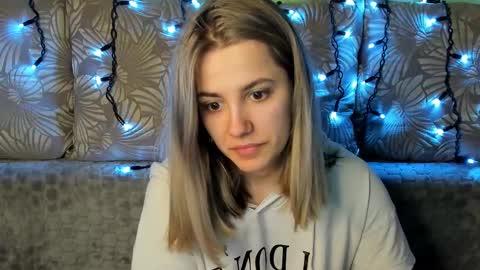 Maggie online show from March 2025 05:22:02 AM