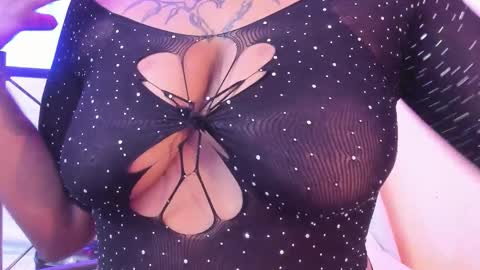 My name is magic axa grahamDont forget to follow me IG online show from October 2025 09:42:02 PM