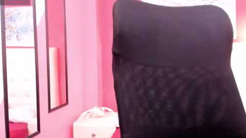 My name is magic axa grahamDont forget to follow me IG online show from November 2025 08:53:02 PM