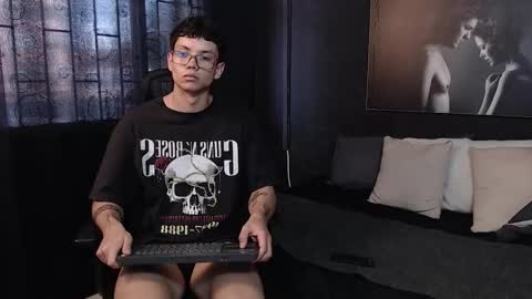 Damian Rivers online show from November 2025 09:03:02 PM