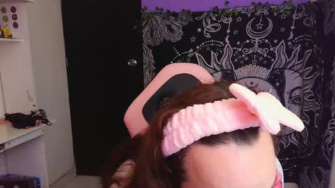 Claire online show from January 2026 09:42:02 PM