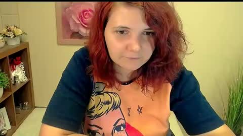 Kristy online show from September 2025 12:38:02 PM