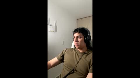 Snapshot of magic_tony chatting on May 2026 05:04:02 AM Tony Hoffa online show from May 2026 05:04:02 AM