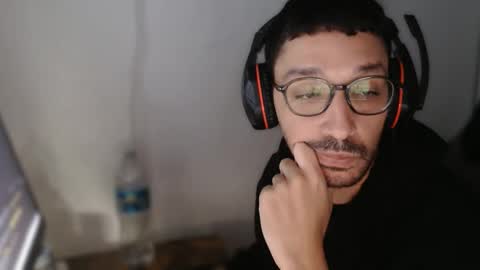 Snapshot of magicjawn chatting on November 2025 03:12:02 PM magicjawn online show from November 2025 03:12:02 PM