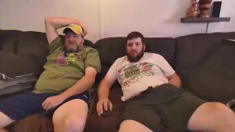 magmacumlava online show from October 2025 09:47:01 PM