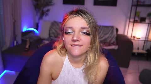 Snapshot of magnetic_ami chatting on January 2025 01:11:01 PM Ami online show from January 2025 01:11:01 PM