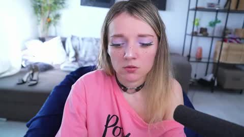 Snapshot of magnetic_ami chatting on March 2025 10:29:02 AM Ami online show from March 2025 10:29:02 AM