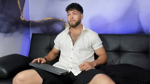 Snapshot of magnus_77 chatting on December 2024 01:18:02 PM PRINCE online show from December 2024 01:18:02 PM