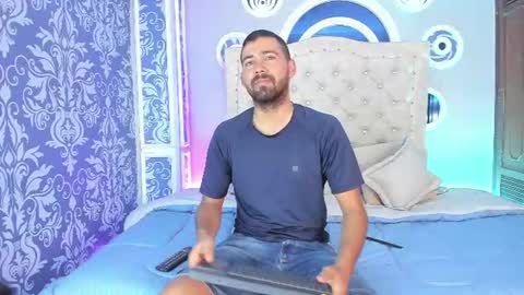 Snapshot of magnus_alejo chatting on June 2026 12:04:01 PM Magnus Alejo online show from June 2026 12:04:01 PM