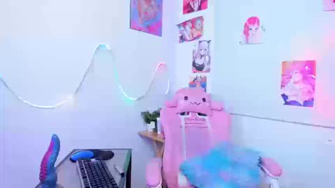   online show from October 2025 03:29:01 PM