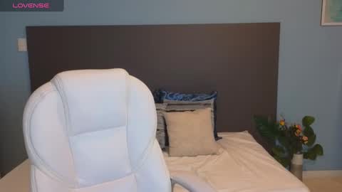 Snapshot of maiaa_ruiz chatting on March 2025 01:28:01 PM Maiaa Ruiz online show from March 2025 01:28:01 PM
