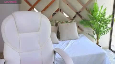 Snapshot of maiaa_ruiz chatting on March 2025 05:11:02 PM Maiaa Ruiz online show from March 2025 05:11:02 PM