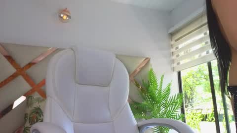 Snapshot of maiaa_ruiz chatting on March 2025 04:25:01 PM Maiaa Ruiz online show from March 2025 04:25:01 PM