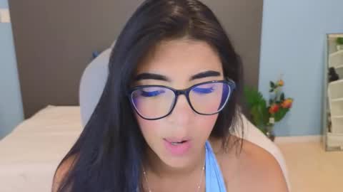 Snapshot of maiaa_ruiz chatting on October 2025 02:51:02 PM Maiaa Ruiz online show from October 2025 02:51:02 PM