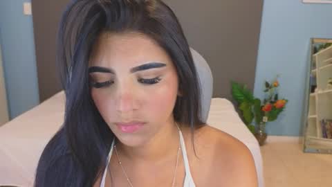 Snapshot of maiaa_ruiz chatting on October 2025 03:09:02 AM Maiaa Ruiz online show from October 2025 03:09:02 AM