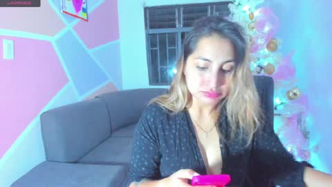   online show from January 2025 03:35:01 AM