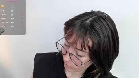 Snapshot of maibys_cute chatting on February 2025 03:41:01 AM maibys online show from February 2025 03:41:01 AM