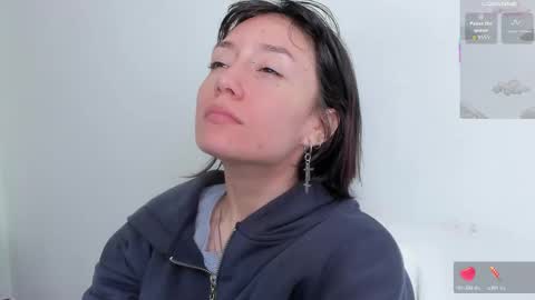 Snapshot of maibys_cute chatting on October 2025 04:02:01 AM maibys online show from October 2025 04:02:01 AM