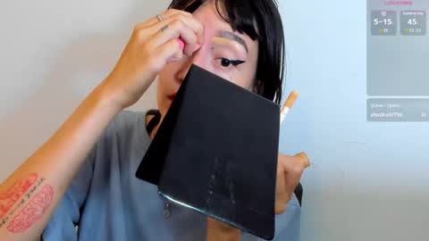 Snapshot of maibys_cute chatting on November 2025 04:07:01 AM maibys online show from November 2025 04:07:01 AM