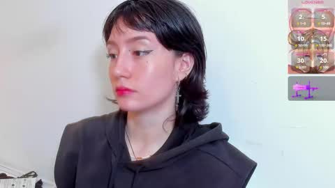 Snapshot of maibys_cute chatting on November 2025 04:25:02 AM maibys online show from November 2025 04:25:02 AM