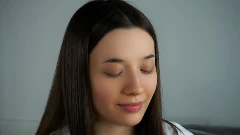 Lucy online show from March 2025 07:15:01 AM