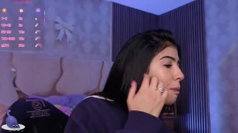 maiily_tay online show from February 2026 12:22:02 PM