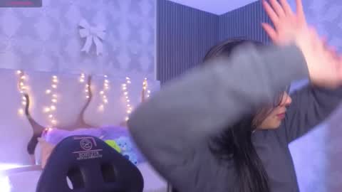 maiily_tay online show from February 2026 11:50:01 AM