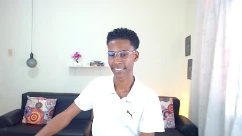 Snapshot of maiki18 chatting on January 2025 07:46:01 PM I am Maik online show from January 2025 07:46:01 PM