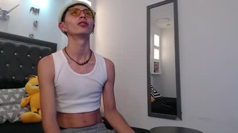 Maiky Cooper online show from March 2025 04:41:02 AM