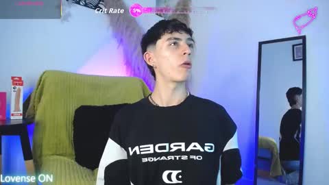 Maiky Cooper online show from September 2025 09:06:02 PM