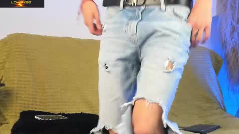 Maiky Cooper online show from September 2025 08:47:02 PM