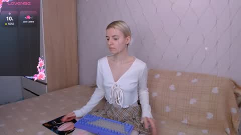 Your kitty online show from February 2026 02:42:01 AM