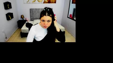 MAITE STONE1 online show from October 2025 04:01:02 AM