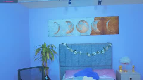 MAITE STONE1 online show from January 2026 03:33:01 AM